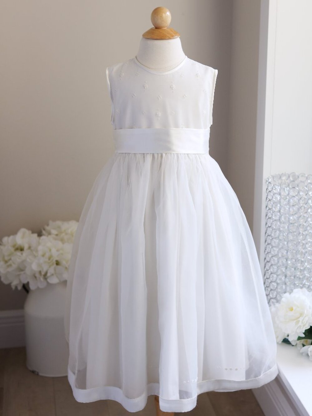 Strasburg Off-White Ivory Organza and Satin Special Occasion Flower Girl Sz 6